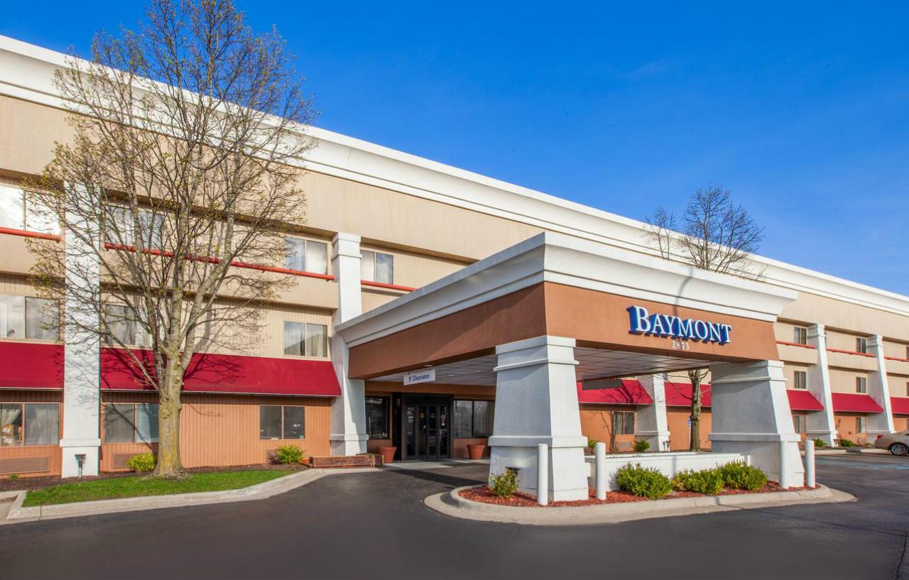 Baymont By Wyndham Grand Rapids Airport Hotel Cascade Екстериор снимка