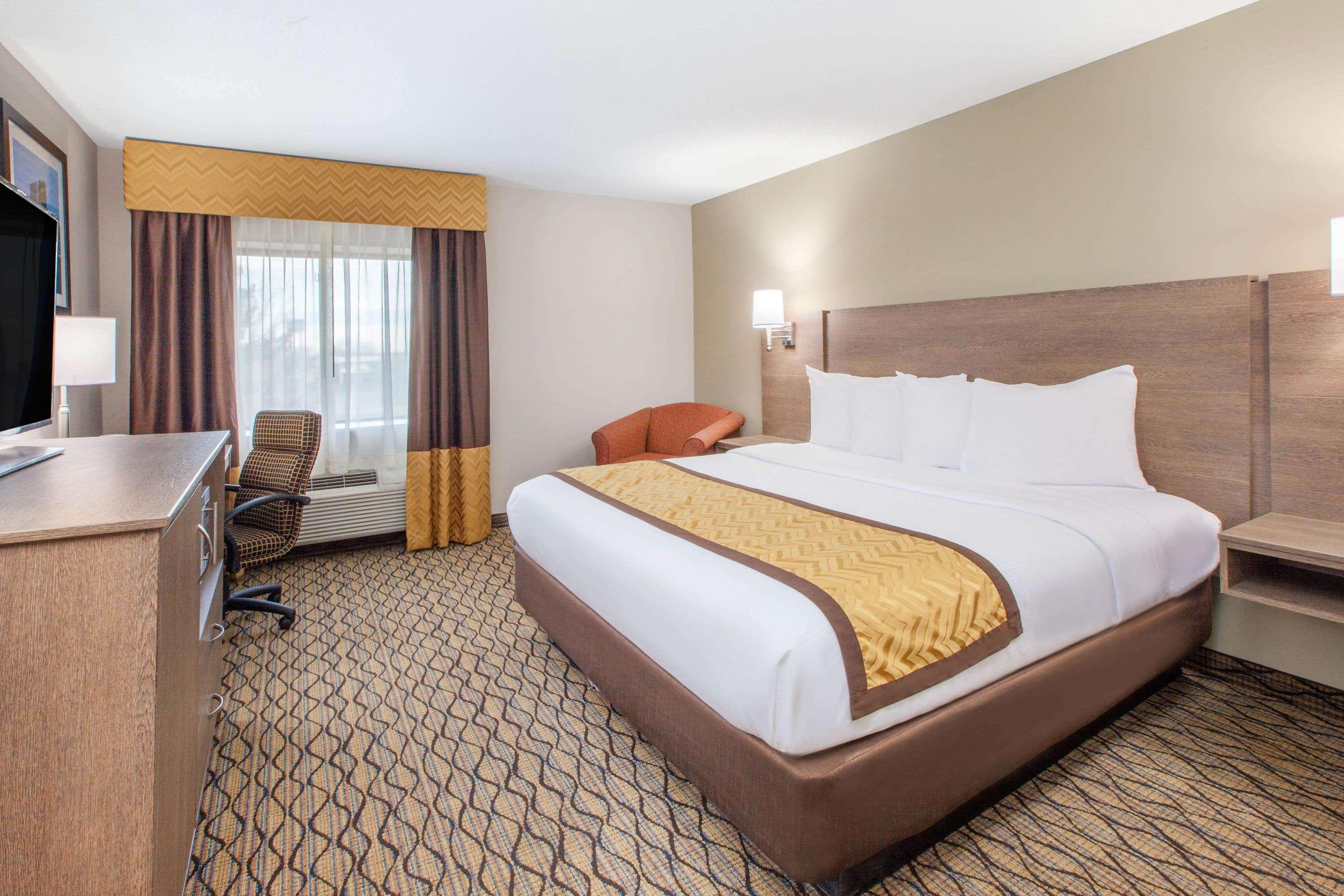 Baymont By Wyndham Grand Rapids Airport Hotel Cascade Екстериор снимка