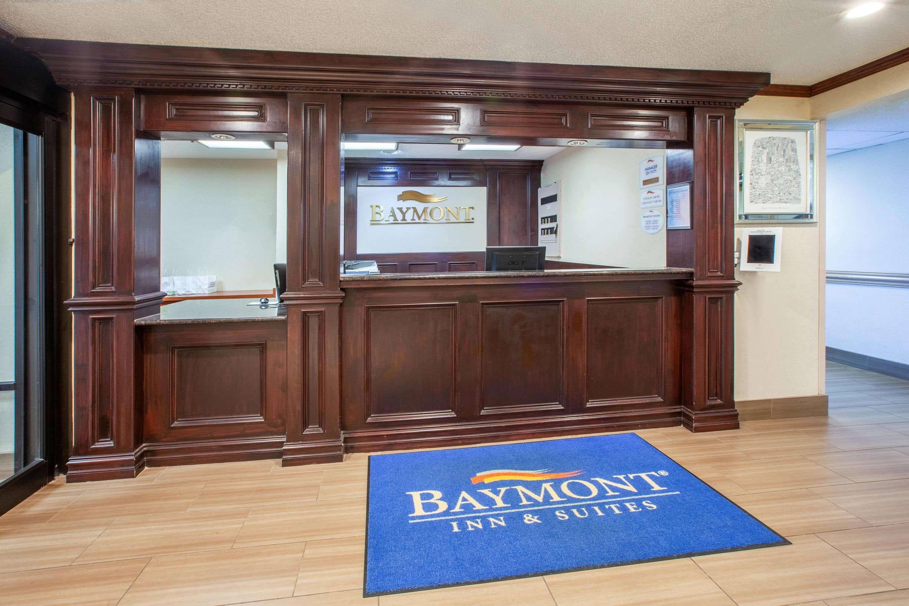 Baymont By Wyndham Grand Rapids Airport Hotel Cascade Екстериор снимка